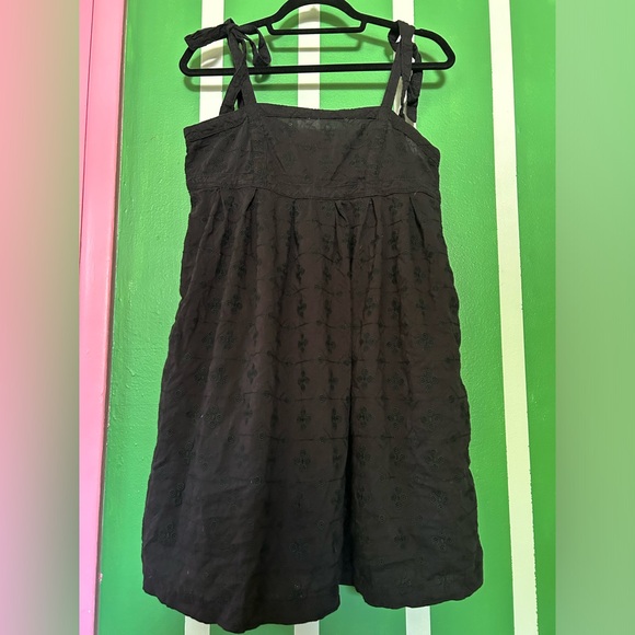 Black mini dress - Picture 2 of 4